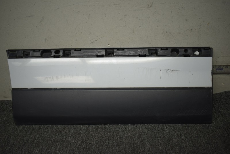 RANGE ROVER L405 DOOR MOLDING FACTORY OEM