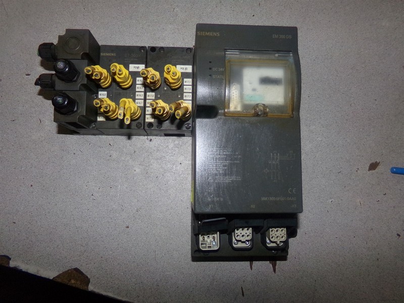 Siemens EM 300 DS ET 200X Motor Control Module *FREE SHIPPING*