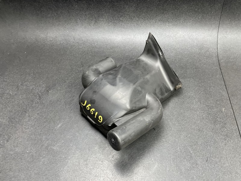 Air Cleaner Air Duct 2018 Jeep Grand Cherokee 68022213AB 2011 2012 2013 - 2021