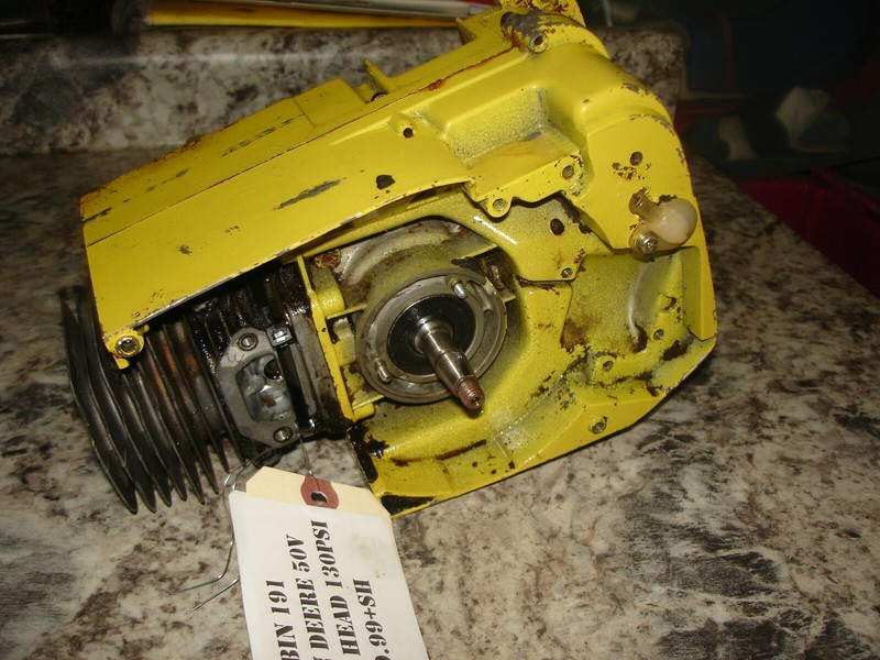 John Deere 50v power headchainsaw part only bin 191