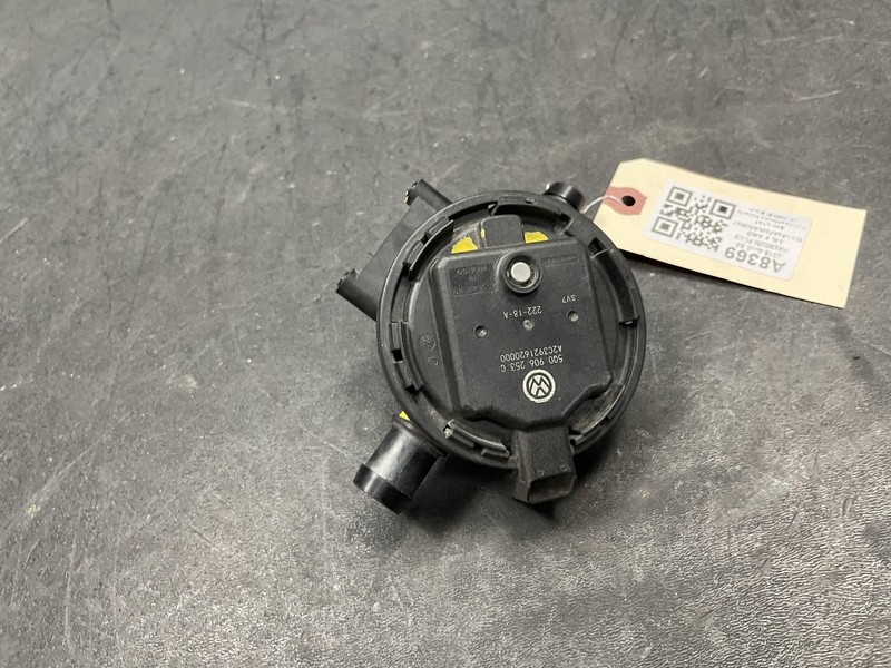 Fuel Vapor Canister Leak Detection Pump 2019 Audi S5 Coupe 5Q0906253C 2018-2021