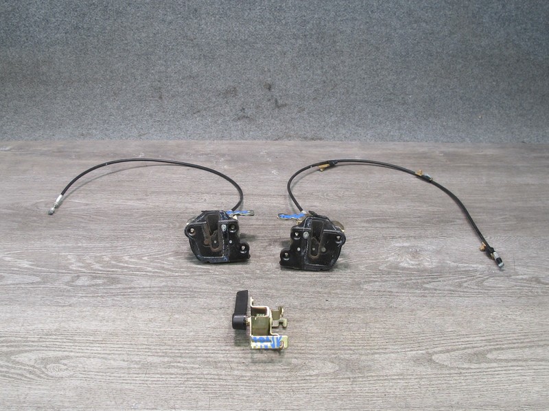 1998-2002 LEXUS J100 LX470 REAR TRUNK LID TAIL GATE LATCH LOCK W/ HANDLE SET