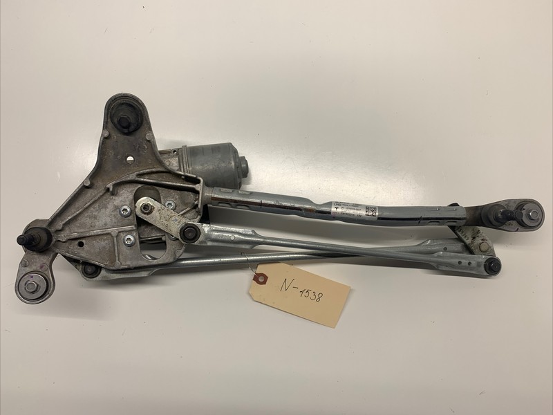 17-22 Tesla 3 M3 Front Windshield Wiper Linkage and Motor 1076725-00 1538 S22