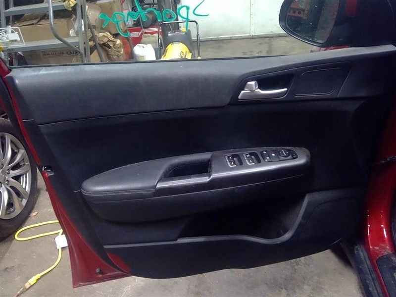 SPORTAGE 2021 Driver Left Front Door Trim Panel 1729875
