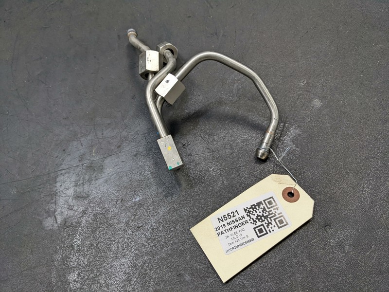 Gas Fuel Injector Rail Tube Pipe 17520-6KA0D 2019 Nissan Pathfinder 2016-2018