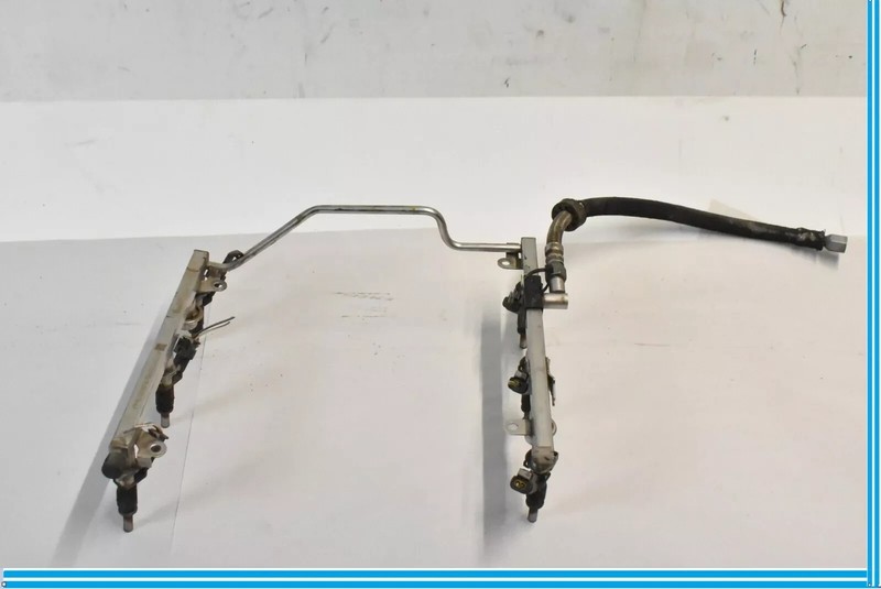 05-12 Mercedes W212 C350 C230 SLK300 Fuel Injector Rail w/ Fuel Injectors OEM