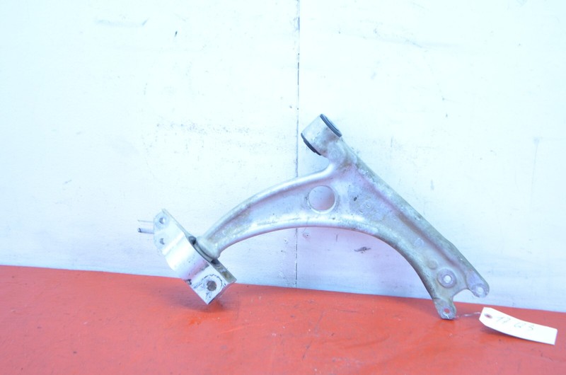 15-18 AUDI Q3 FWD FRONT LEFT DRIVER SIDE LOWER CONTROL ARM OEM