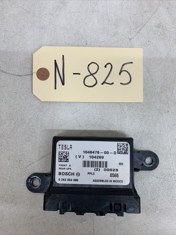 ⚡️16-21 TESLA MODEL S PARK ASSIST CONTROL MODULE 1048476-00-D 825 B123