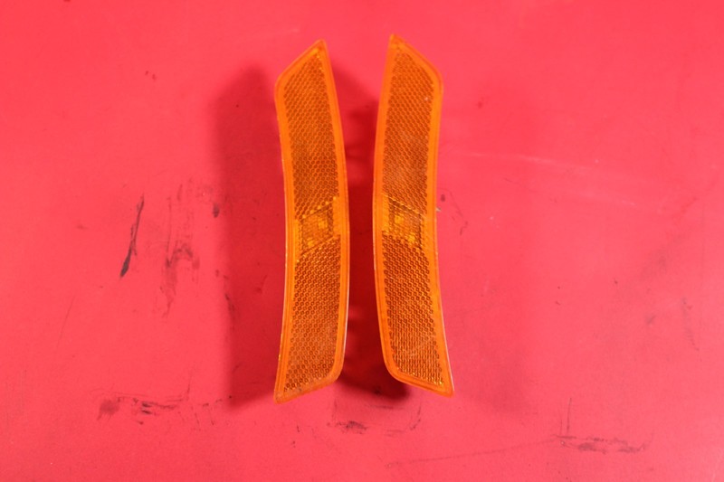 2016-2019 CTS-V Front Side Marker Pair 22874972 22874973 OEM *USED*