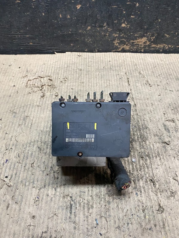2006 2007 Mercedes C280 C350 ABS Anti Lock Brake Pump Module V6848 DG