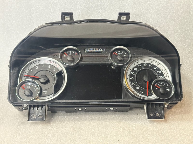 2017 Dodge Ram 2500 3500 Truck 6.7L Diesel Speedometer Cluster 112K MILES