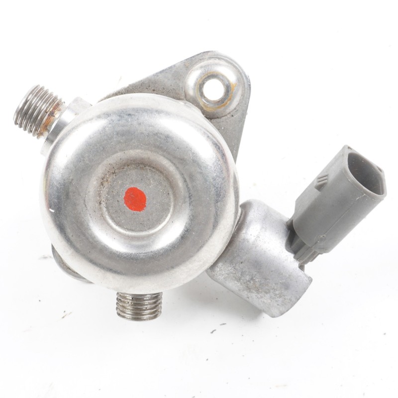2009 - 2016 BMW 550i 650i 750i X5 X6 N63 High Pressure Fuel Pump OEM