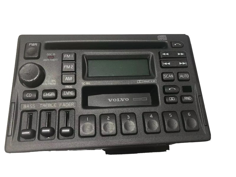 Volvo 40 70 90 Series 1997-04 Radio AM FM CD CS Aux Input 3533771-1 Face SC-816