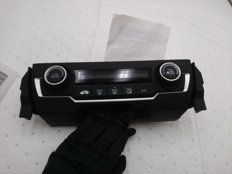 2018 Honda Civic A/C Selector Switch OEM Blue 598657, 121k Miles