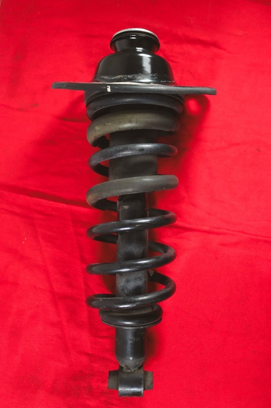 2009 Pontiac G8 GT RH Passenger Rear Suspension Shock Strut Absorber Assembly OE