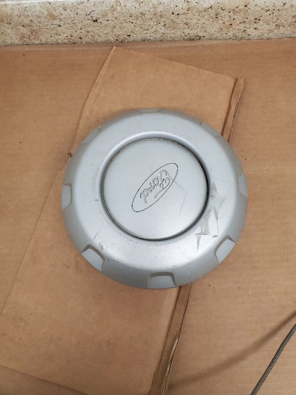 F350SD2015 Center Cap Wheel 282988