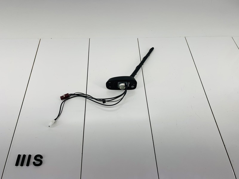 11-16 GMC ACADIA REAR UPPER EXTERIOR ROOF RADIO AM/FM ANTENNA OEM