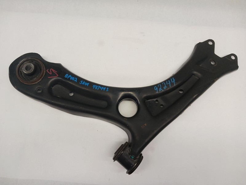 19 JEEP CHEROKEE Left front Lower Control Arm w/off road suspension OEM