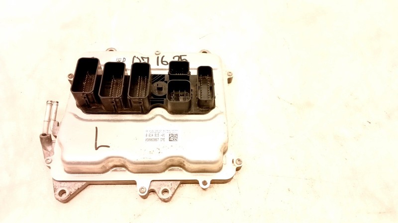13-15 BMW F01 750i 650i xDRIVE 4.4 ECU ENGINE MODULE COMPUTER LEFT OEM 071625