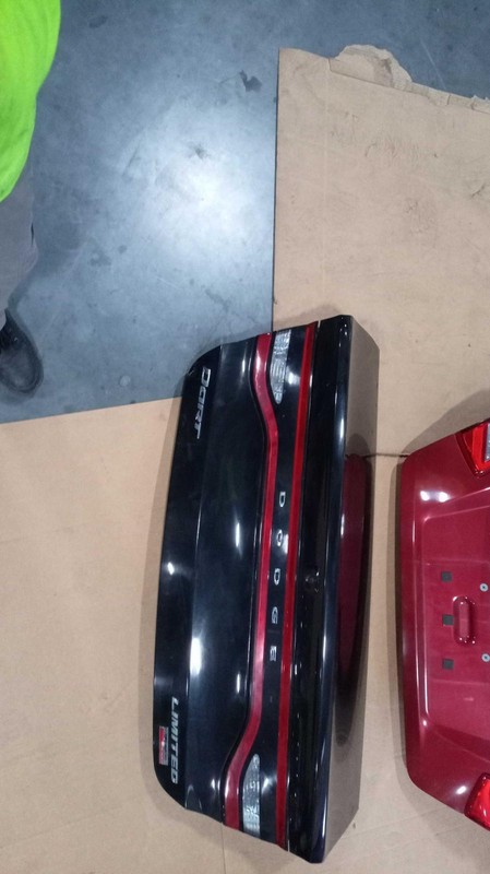 2013 Dodge Dart Deck Lid Trunk Lid OEM 56038990AA, 121K Miles, Unknown Color