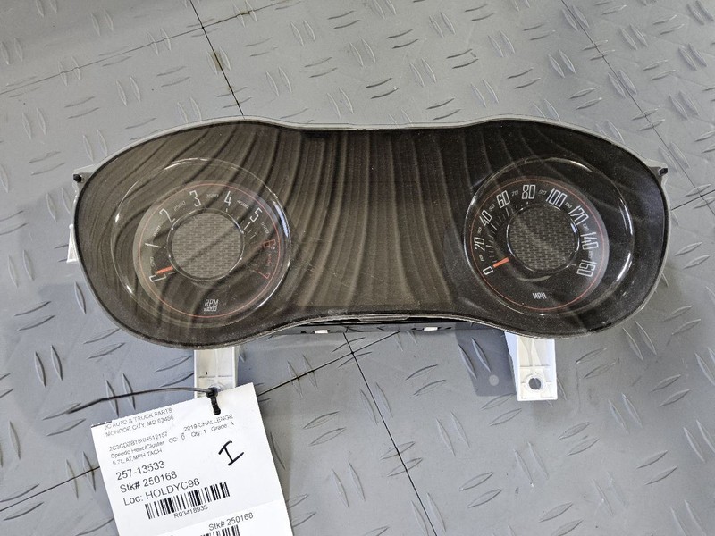 Speedometer 160 MPH With Gloss Black Trim Rings Fits 19 CHALLENGER 3418935