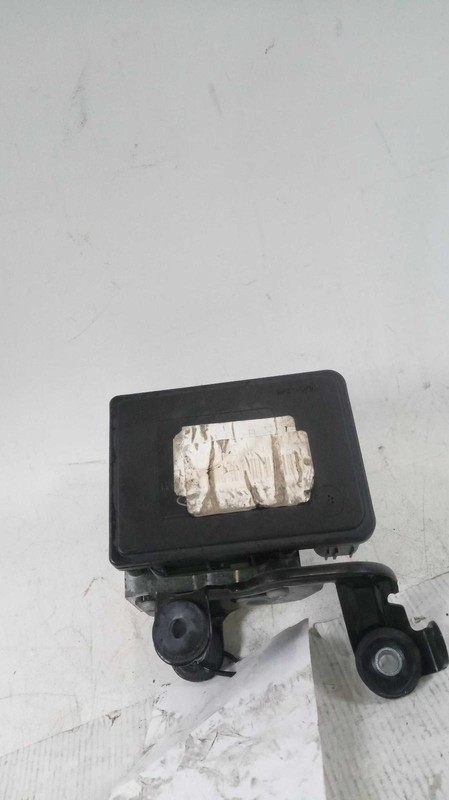 2020 Lincoln Nautilus ABS Pump & Motor Assembly OEM 50K Miles F2GC2C215AA