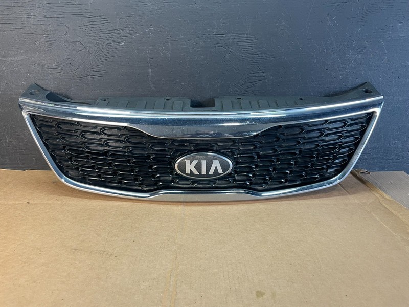 2014 2015 Kia Sorento Front Upper Grill Grille OEM AE0843 DG