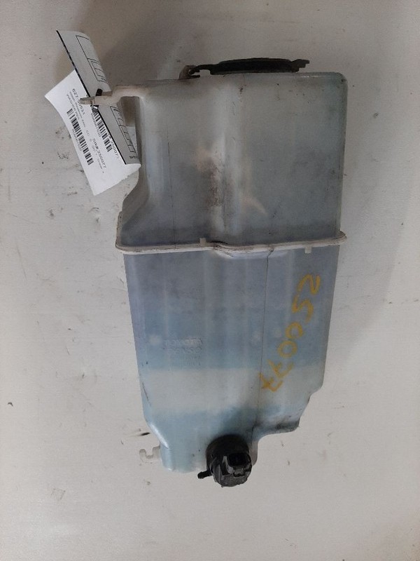05-15 TOYOTA TACOMA WINDSHIELD WASHER RESERVOIR