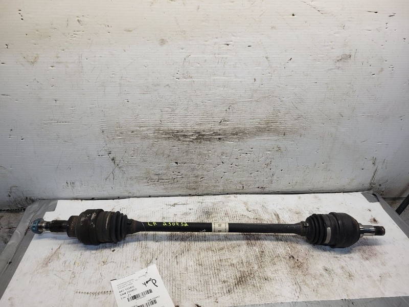 Driver Axle Shaft Rear Axle AWD Fits 17-19 INFINITI QX30 1693407