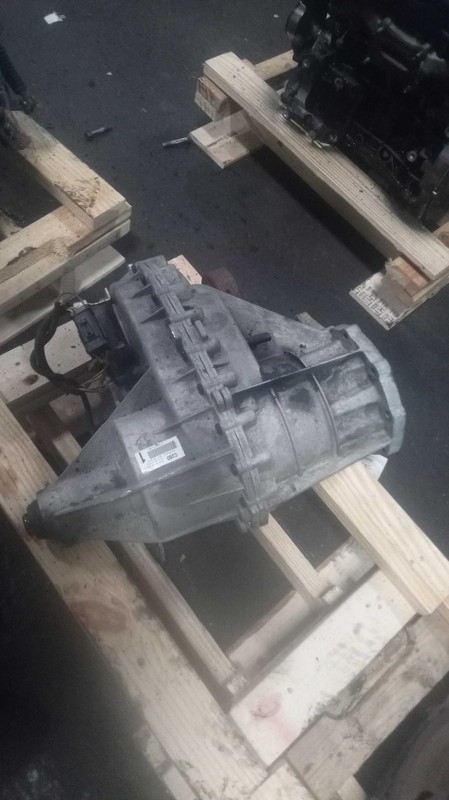 2013 Ford Expedition Transfer Case Assembly 4WD OEM 269K Miles Black