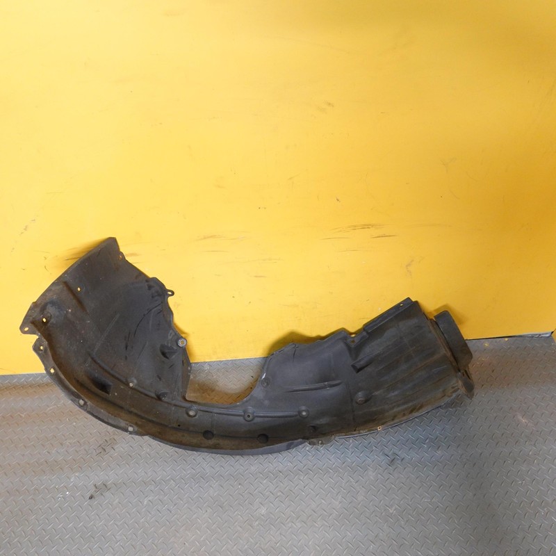 2022-2024 HONDA CIVIC FRONT RIGHT INNER FENDER LINER SPLASH SHIELD 74100-T20-A00