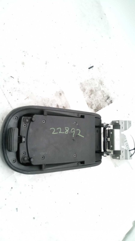 2017 KIA Forte Center Console Lid Silver OEM Used 631921 103k Miles