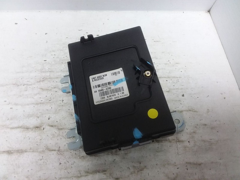 Body Control Module BCM Left Hand Center Dash Fits 17-18 SANTA FE 95400-4Z350