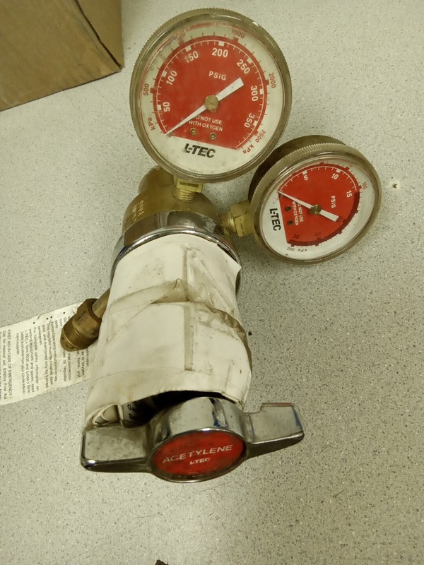 L-TEC Acetylene Gas Regulator 9004 Trimline R-77 15-510