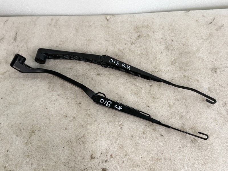 2016-2023 MAZDA MX-5 MIATA WINDSHIELD WIPER ARMS W/ USED BLADES PAIR