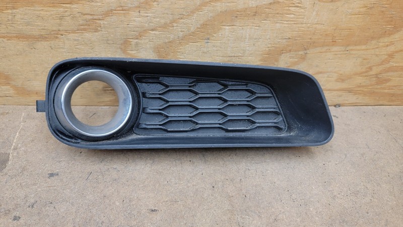 2011 - 2014 Dodge Avenger Fog Light Cover Passenger Side Bumper Insert Front OEM