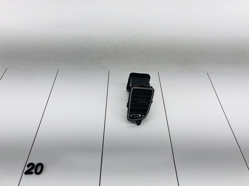09-11 HYUNDAI GENESIS RIGHT PASSENGER SIDE DASHBOARD INNER AIR VENT GRILLE OEM