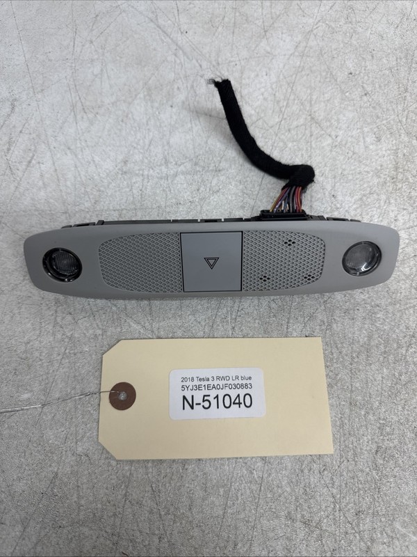 TESLA MODEL 3 FRONT DOME OVERHEAD LIGHT HAZARD SWITCH 1092573-91-H 51040 B140