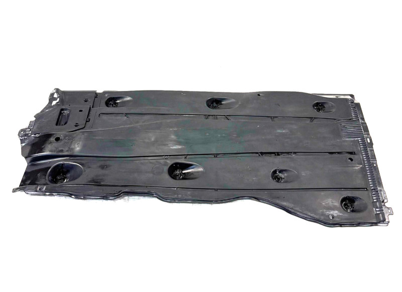📌 2015 - 2020 AUDI A3 QUATTRO LEFT FRONT UNDERBODY LINER 5Q0-825-271-A OEM