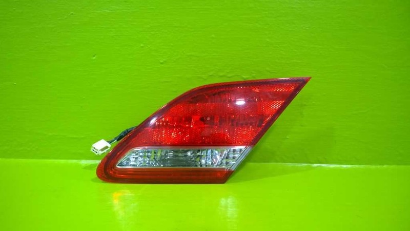 05 06 07 08 09 10AVALON PASSENGER RIGHT LID TAILLIGHT LAMP OEM 2922-63
