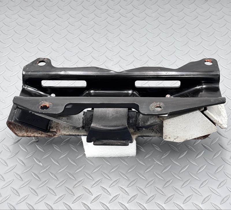 ✅ 2019-26 RAM 1500 TRANSMISSION MOUNT ISOLATOR BRACKET INSULATOR SUPPORT 5th OEM