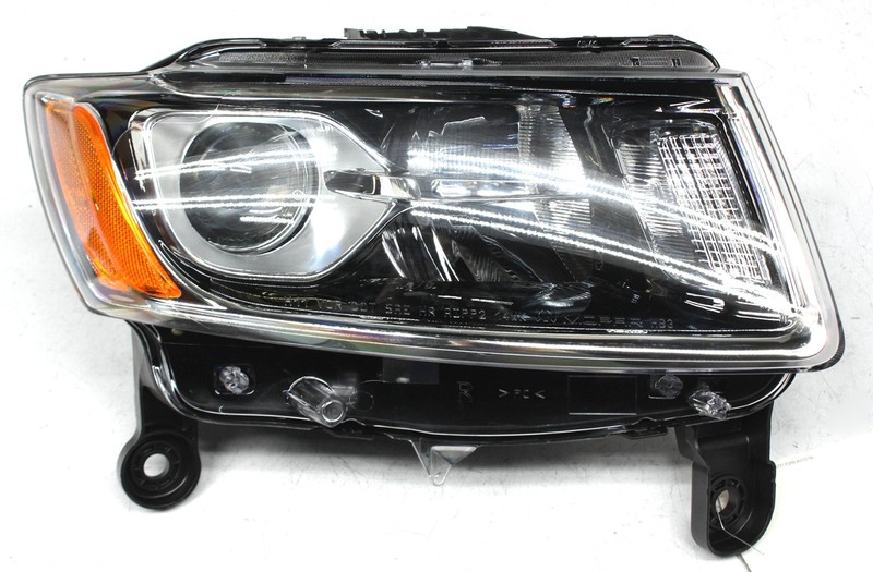 OEM Right Passenger Side Halogen Headlamp For Jeep Grand Cherokee 68110996AF