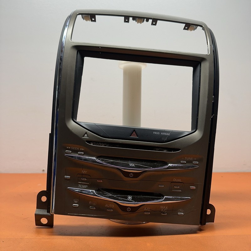 BA1T18A802AK | 2011 - 2014 Lincoln MKX Radio Stereo Climate Control Bezel Fair