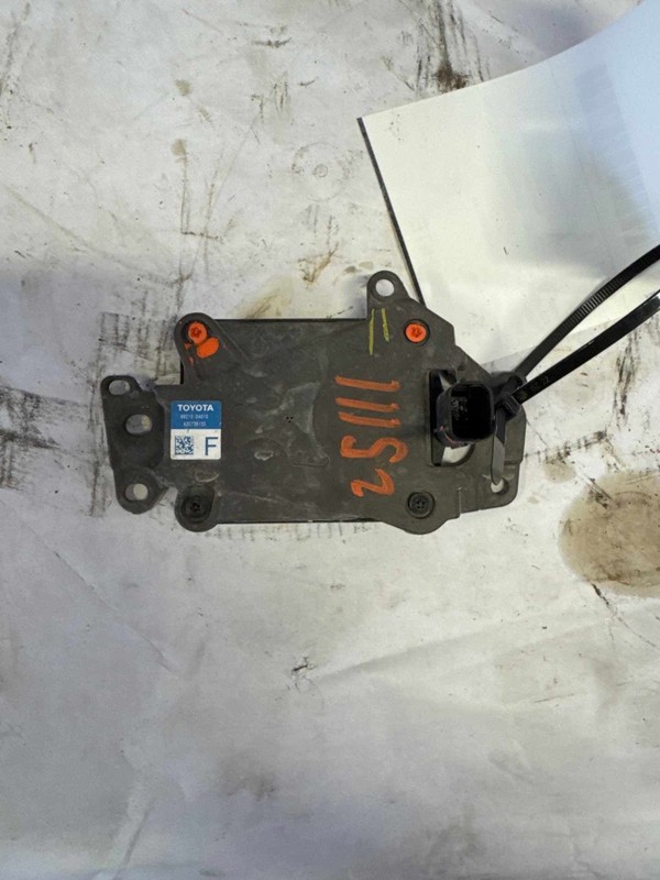 88210-04010 TOYOTA TACOMA 18 19 20 21 22 23