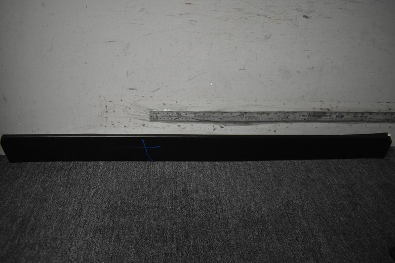 2013-2020 INFINITI JX35 RIGHT SIDE MOLDING FACTORY OEM