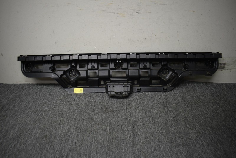 BMW X6 REAR MIDDLE BRACKET FACTORY OEM