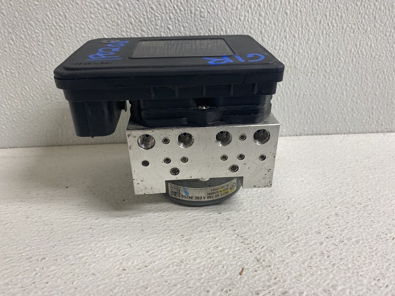 2013 Mazda CX-5 2.0 ABS Anti Lock Brakes Pump Brake Actuator & Modulator
