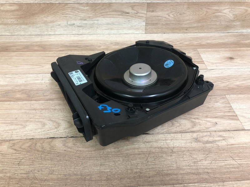 BMW OEM F30 320 328 335 M3 FRONT PASSENGER SIDE SUBWOOFER SPEAKER 2012-2016 2