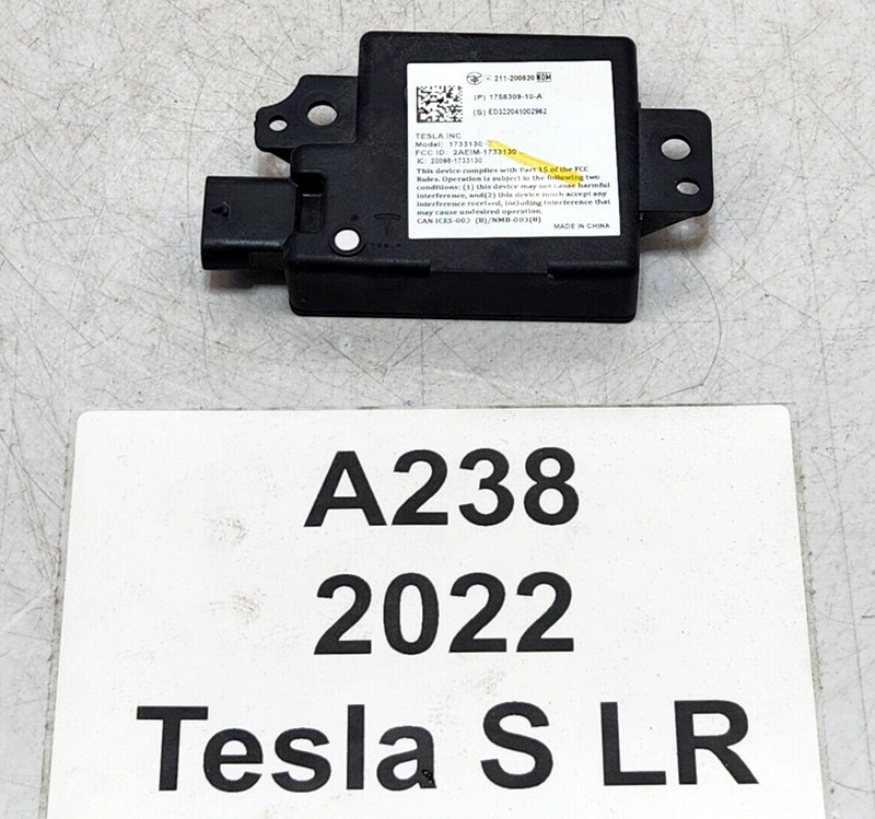 ✅ 21-23 OEM Tesla Model S X Rear Left Driver Side Bluetooth Transceiver Module