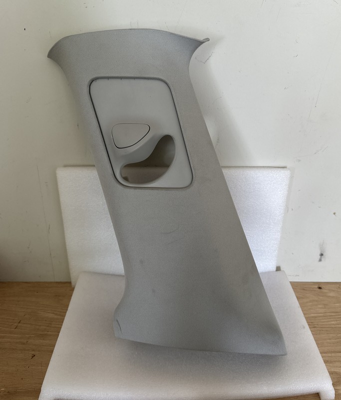 TESLA Y LEFT DRIVER SIDE B PILLAR UPPER TRIM COVER PANEL OEM 1494606-00 1374 U6